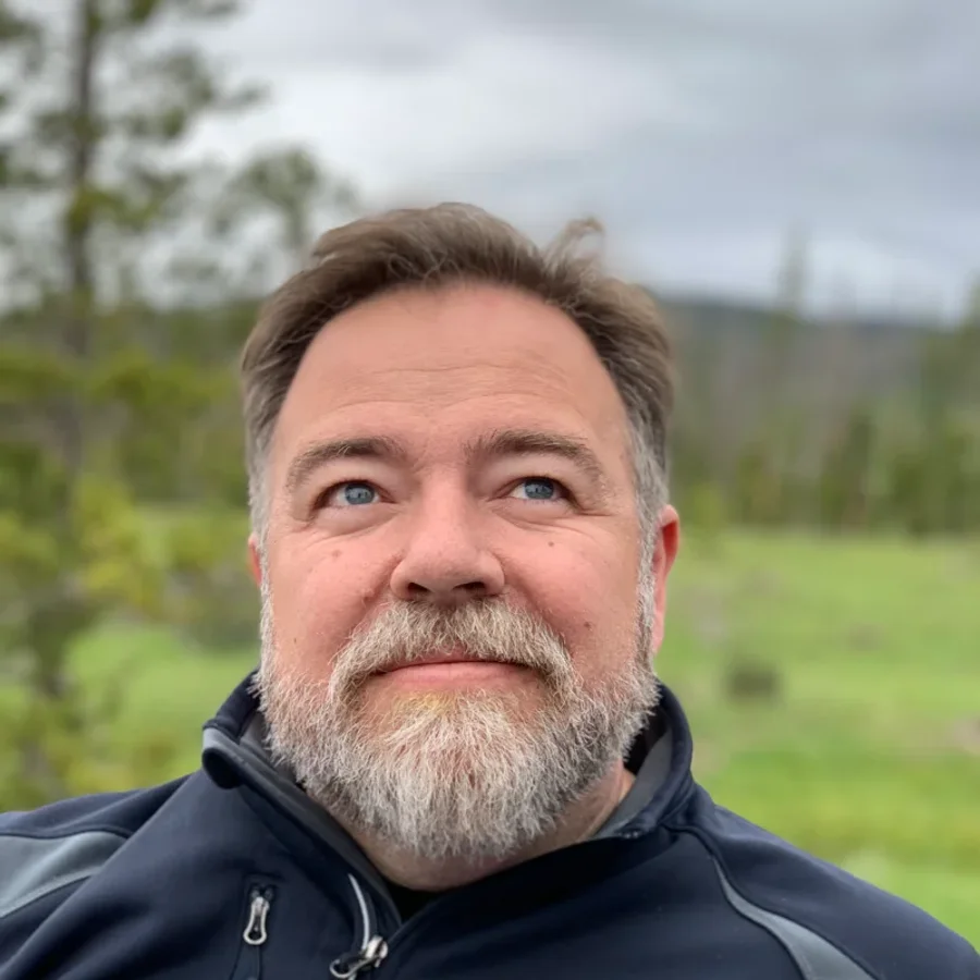 Mat Ellis outdoors